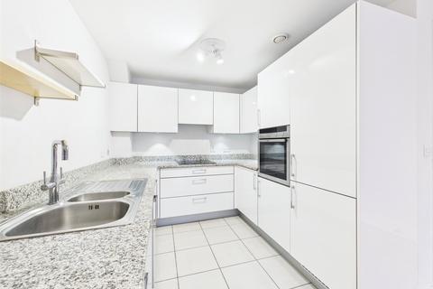 2 bedroom apartment to rent, St Margarets Road, St Margarets
