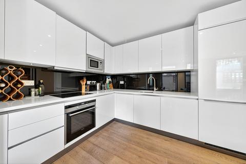2 bedroom flat for sale, Trematon Walk, London N1