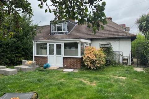 2 Westfields Road, London, W3 0AP