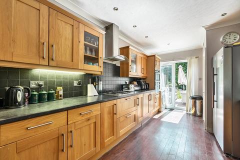 4 bedroom terraced house for sale, Casewick Road, London, SE27