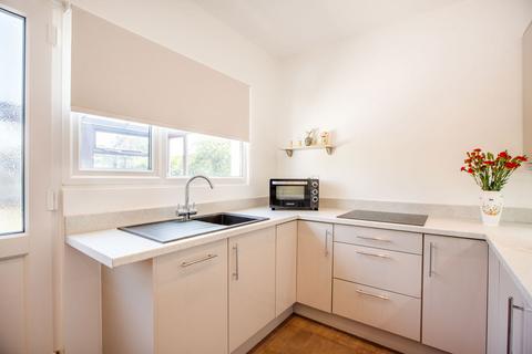 23 Branscombe Square, Southend-on-sea, SS1 3QD