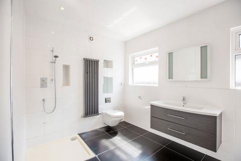 23 Branscombe Square, Southend-on-sea, SS1 3QD