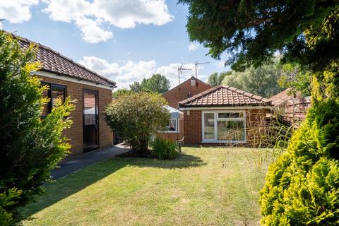2 bedroom detached bungalow for sale, Huntington Road, York