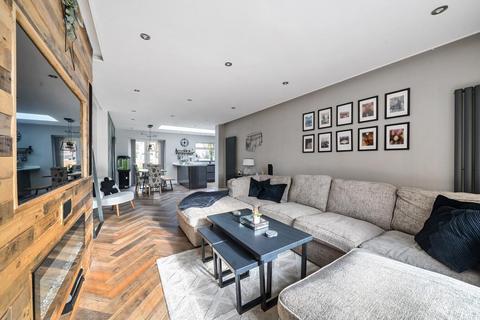 3 bedroom semi-detached house for sale, Grendon Underwood,  Buckinghamshire,  HP18
