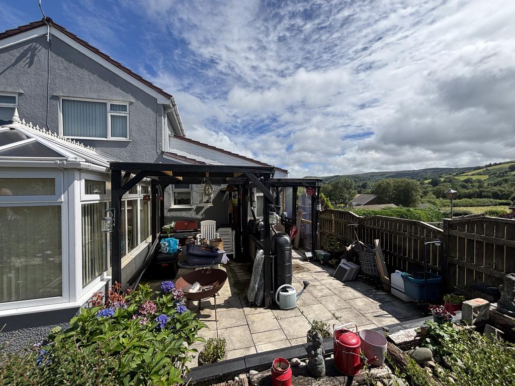 Outdoor dining area