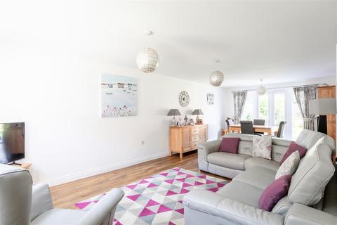 undefined, Buttinghill Drive, Cuckfield