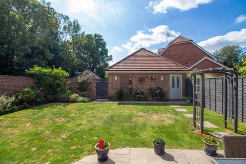 undefined, Buttinghill Drive, Cuckfield