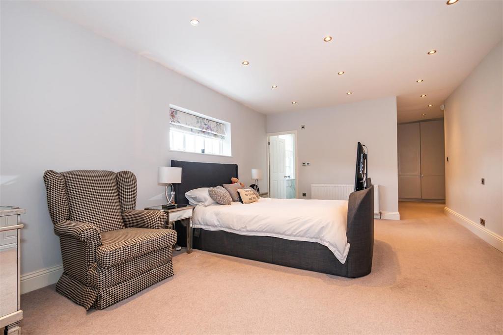Bedroom 1 Aspect 2