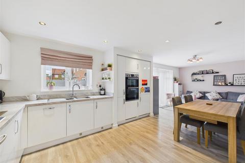 undefined, Ketil Place, Anlaby