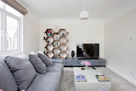 3 bedroom apartment to rent, Fulton Mews, Bayswater, W2