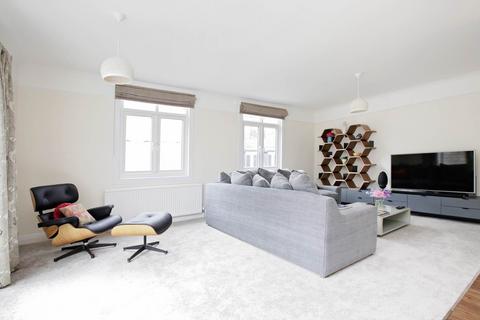 3 bedroom apartment to rent, Fulton Mews, Bayswater, W2