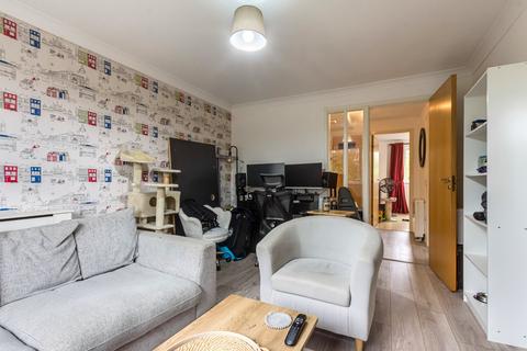 undefined, Louvain Road, Greenhithe, DA9