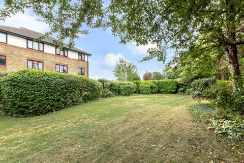 56 Louvain Road, Greenhithe, DA9 9DZ