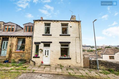 2 bedroom end of terrace house for sale, Trooper Terrace, Halifax, HX3