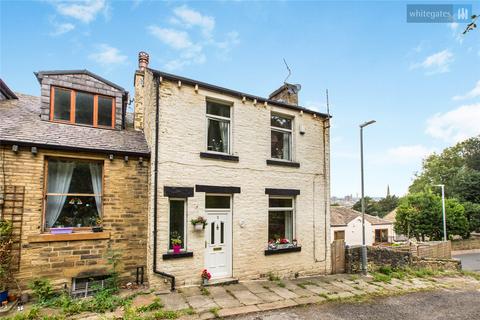 2 bedroom end of terrace house for sale, Trooper Terrace, Halifax, HX3