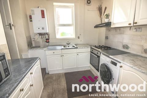 2 bedroom flat to rent, Princes Street, Southport, PR8