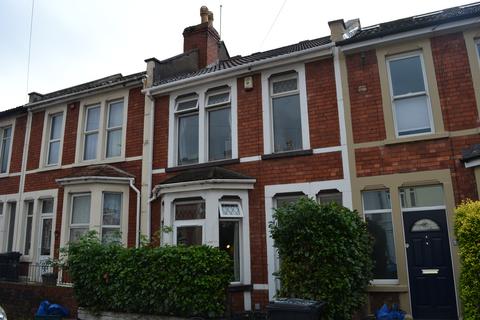 4 bedroom terraced house to rent, 10 York Road Easton Bristol BS5 6BJ