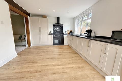 4 bedroom semi-detached house for sale, Gypsy Lane, Nunthorpe, North Yorkshire