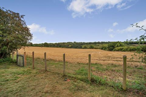 4 bedroom detached house for sale, Southend Road, Bradfield Southend, Berkshire