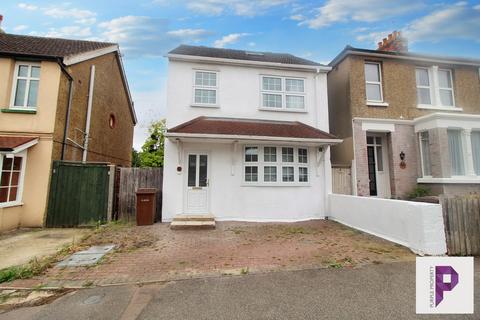 undefined, Canadian Avenue, Gillingham, Kent, ME7