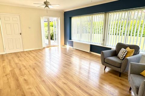 3 bedroom detached bungalow for sale, Saxton, Main Street, LS24