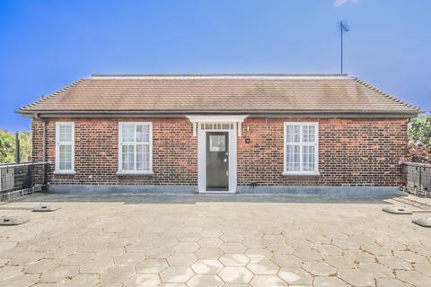 1 bedroom flat to rent - West Heath Court, North End Road, Hampstead Garden Suburb, NW11