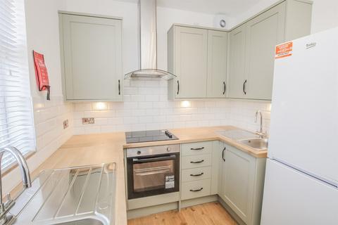 1 bedroom flat to rent, West Heath Court, North End Road, Hampstead Garden Suburb, NW11