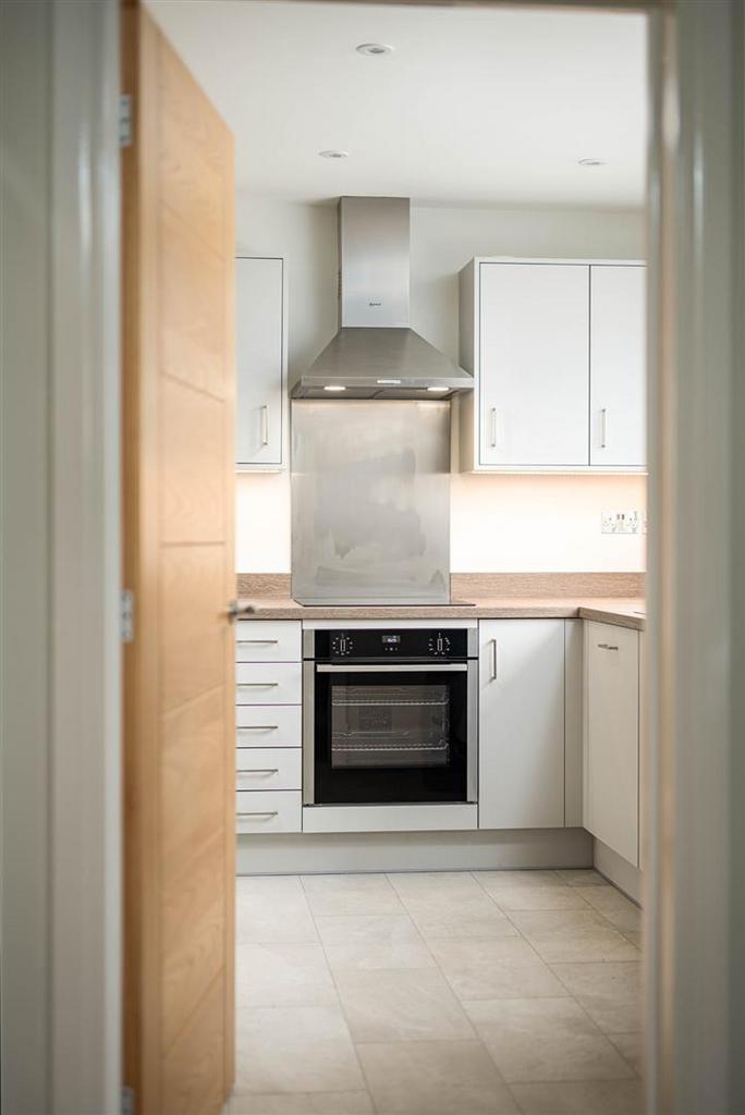Kitchen 5.jpg