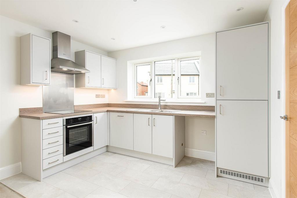 Kitchen 2.jpg