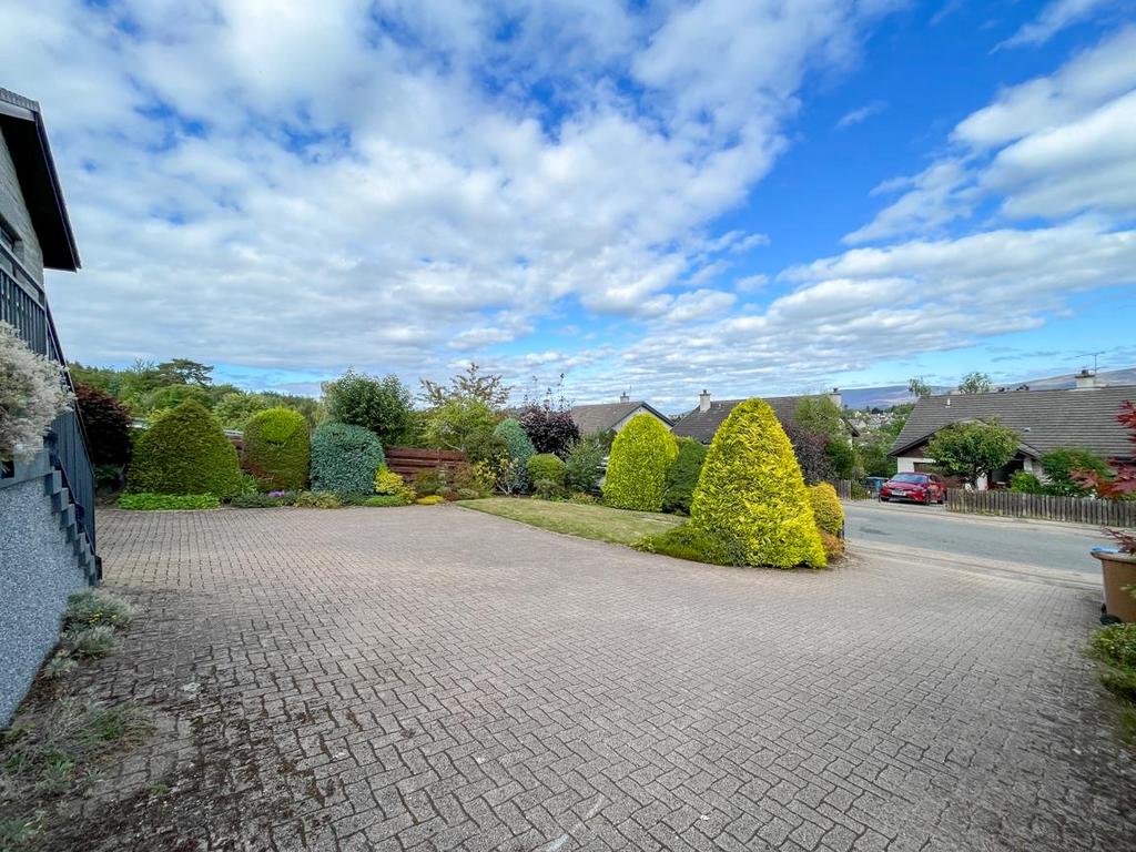 Driveway &amp; Parking