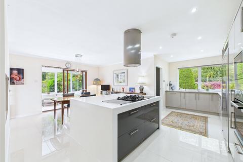 60 Strathspey Drive, Grantown-on-spey, PH26 3EY