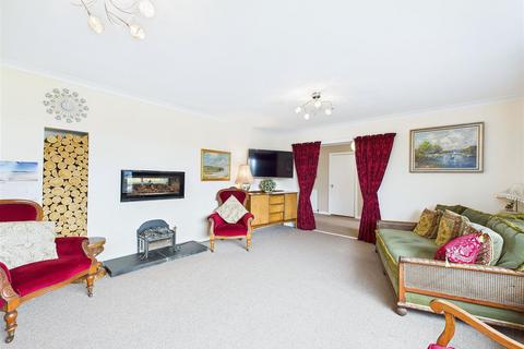60 Strathspey Drive, Grantown-on-spey, PH26 3EY