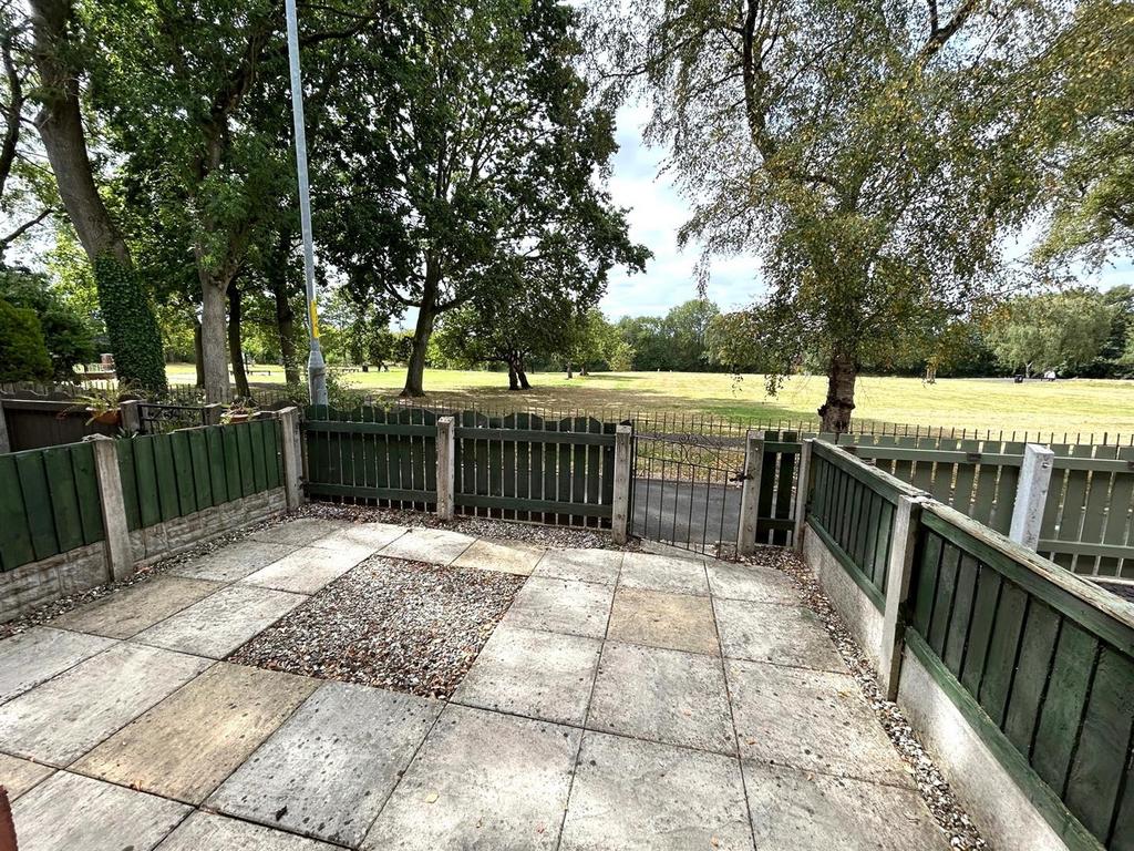 Front garden.jpg