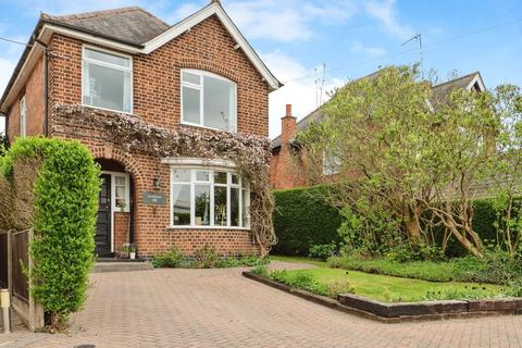 4 bedroom detached house for sale, Barrow Road, Loughborough LE12