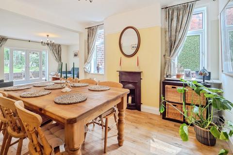 4 bedroom detached house for sale, Barrow Road, Loughborough LE12