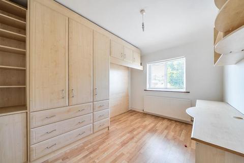 undefined, Staines Upon Thames,  Middlesex,  TW19