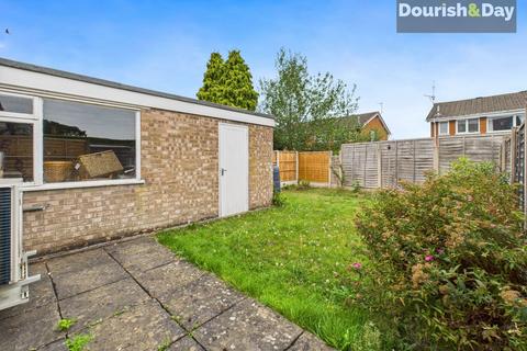 3 bedroom semi-detached house for sale, Caldervale Drive, Stafford ST17