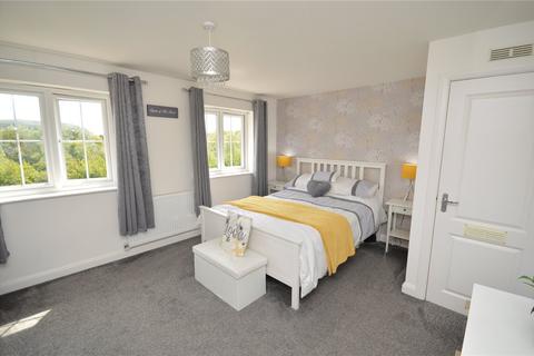 19 Kielder Drive, Middleton, Leeds, LS10 4FX