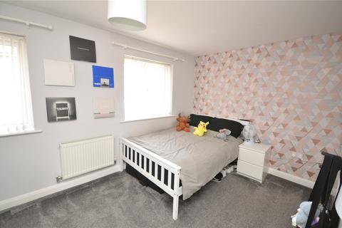 19 Kielder Drive, Middleton, Leeds, LS10 4FX