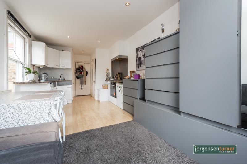 Apartment in London - View 2