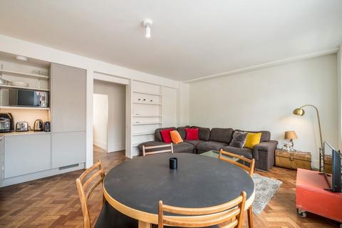 3 bedroom flat for sale, Bamborough Gardens, London W12