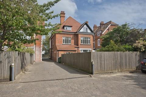 undefined, Earls Avenue, Folkestone, Kent, CT20
