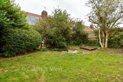 3 bedroom semi-detached house for sale, Fernhurst Crescent, Hollingbury, Brighton, East Sussex