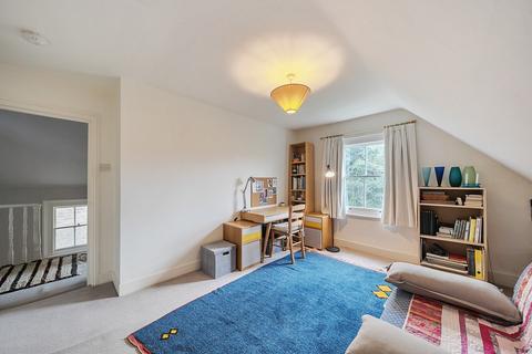 1 bedroom flat for sale, Werter Road, London, SW15