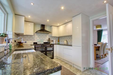 undefined, The Green, Chesterfield S41