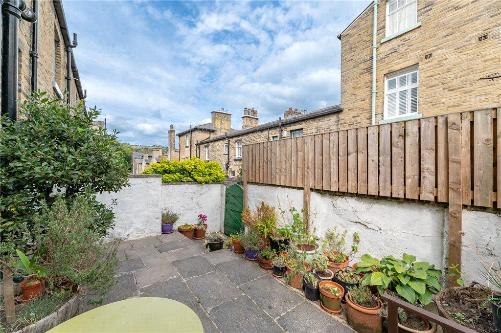 Caroline Street