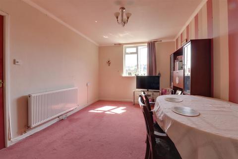 2 bedroom maisonette for sale, Westward Road, Ebley, Stroud