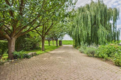 undefined, Scunthorpe DN17