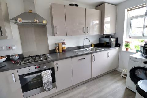 3 bedroom semi-detached house for sale, PAINTERS CRESCENT, WATERLOOVILLE