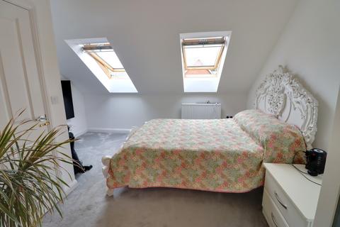 3 bedroom semi-detached house for sale, PAINTERS CRESCENT, WATERLOOVILLE